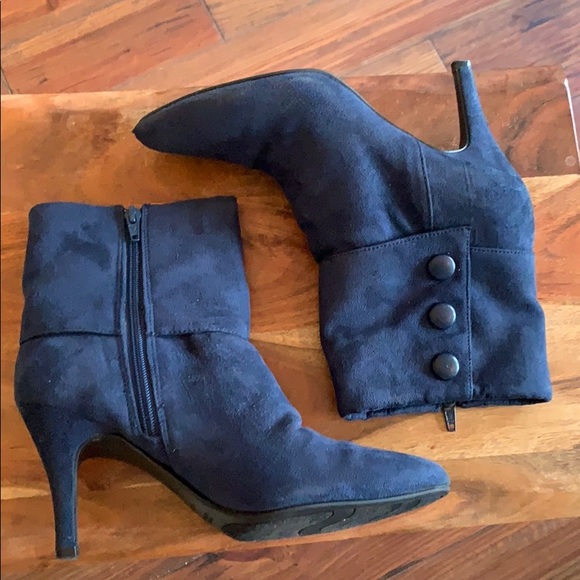 Fiona navy suede booties 7 1/2 vegan - Picture 4 of 6